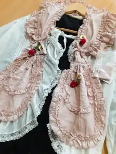 ピンクハウス いちごモチーフ付き ケープ ピンク色 人気完売品