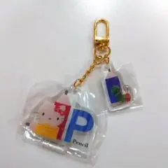 ハローキティ　はらぺこあおむし ツインアクリルキーホルダー★