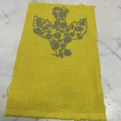 odyssey yellow みみつきはぎれ　ミナペルホネン