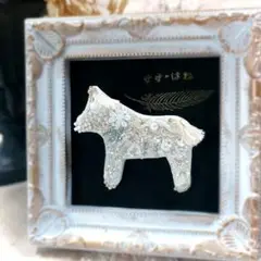 刺繍ブローチ　ダーラナホース
