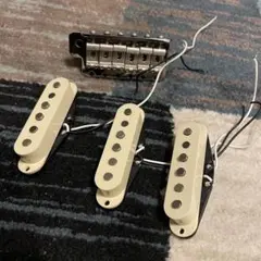 Item thumbnail for item 8cc7476f-1dc4-4eff-9ea7-dc6098154d33