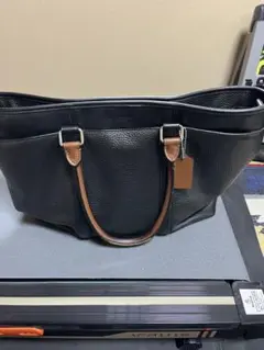 Item thumbnail for item abc640e1-7001-45e2-890c-e3738fc1d7a0