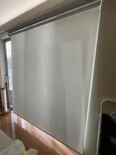 ホワイト ロールスクリーン