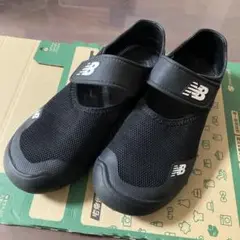 New Balance マリンシューズ　21.5