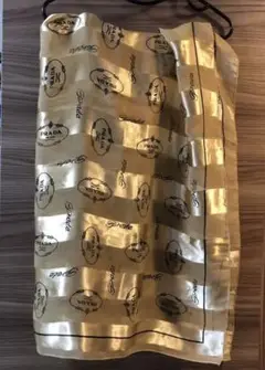 プラダ スカーフ