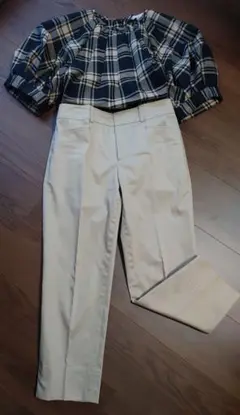 ♡23区Ｓセンタープレス クロプトパンツ 30サイズ