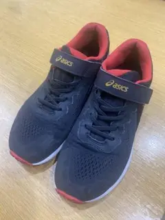 アシックススニーカー 赤・黒　23.0cm