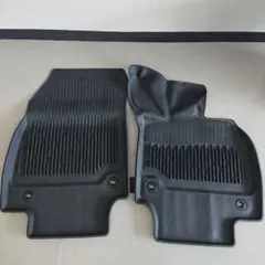 ☆【純正美品】トヨタ クラウンスポーツ 冬用フロアマット 黒 ゴム製 ☆