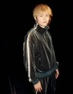 Item thumbnail for item 41e44fc5-9afb-447a-99ce-f6aed6f487e4