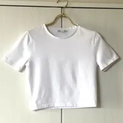 未着用　ZARA 白Tシャツ　即日発送