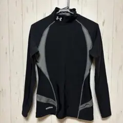 Under Armour ブラック アンダーシャツ 長袖