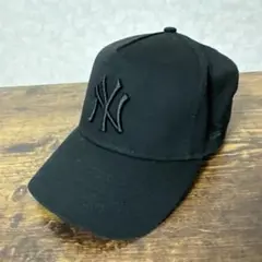 New Era NYロゴ ブラックキャップ