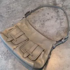 HIROFU ショルダーバッグ シボ革 プラチナ厶シルバー