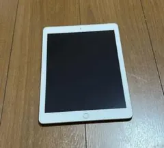 Apple iPad 第5世代 32GB ゴールド 即購入可