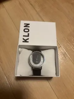KLOM スケルトン腕時計 黒
