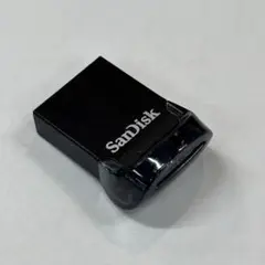 【中古】SanDisk USBメモリ Ultra Fit 32GB