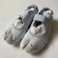 Item thumbnail for item 5cfbb02d-f319-42af-8b7b-13125ba2746a