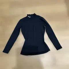 Under Armour ブラック タートルネック シャツ