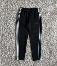 ★美品★adidas 140サイズ 黒 ロングパンツ　ジャージ