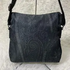 Item thumbnail for item 4334073b-c604-46e3-86c0-b2d18dfde911