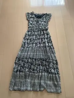 バーニーズニューヨーク　フリルマキシワンピース