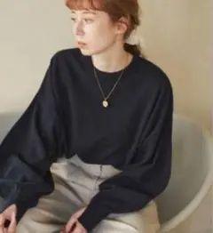 hinari 袖スリットニットプルオーバー　ネイビー