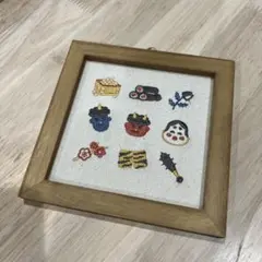Salut! 節分刺繍パネル 木製フレーム タグ付き