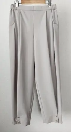 【未着用品】GEORGES RECH ヘムボタンパンツとろみ素材 軽量パンツ