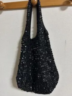 ラメ付き　黒色ショルダーバッグ