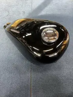 スティード Steed400 ガソリンタンク FRP製ブラック フューエルタンク Garage T＆F T&F ガレージ スポーツスタータンクキット