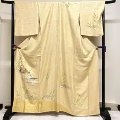 付け下げ　正絹　金彩　銀彩　鴛鴦　流水　リーフ模様　紗綾形地紋　着物　075tz