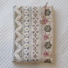 インド刺繍のブックカバー　文庫サイズ