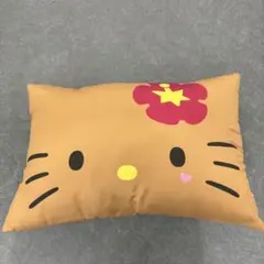 ハローキティ　クッション