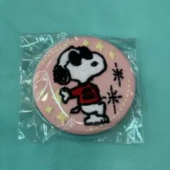 刺繍缶バッジ　1個　阪急梅田　スヌーピーフェスティバル　NAOKO TAKAI