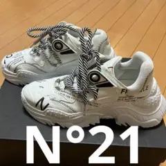 N°21 ヌメロヴェントゥーノスニーカー