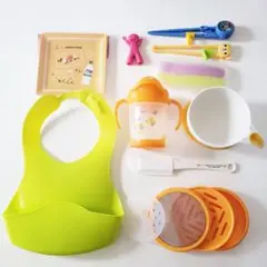 ピジョン　マグマグ　ベビー　食器　エプロン　など