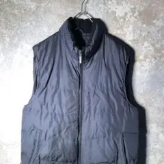 【ヴィンテージ】黒の中綿入りナイロンベスト used 古着 ZAS14
