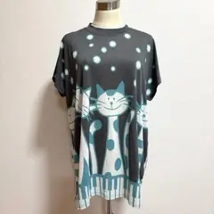 お値下げしました！【新品】ねこちゃんが可愛いゆったりトップス　M〜Ｌサイズ