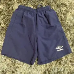 umbro ネイビー ハーフパンツ　130センチ