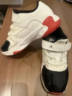 Jordan キッズスニーカー ホワイト/ブラック/レッド19cm 子供靴