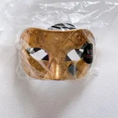 Item thumbnail for item 27bc3bcc-1eb0-445a-992f-ddbde8b51d38
