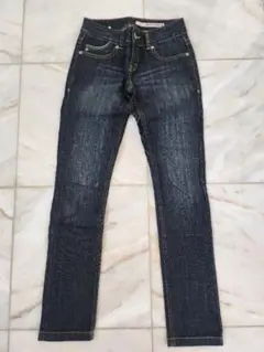 DKNY JEANS ダークブルー スキニーデニム26インチ