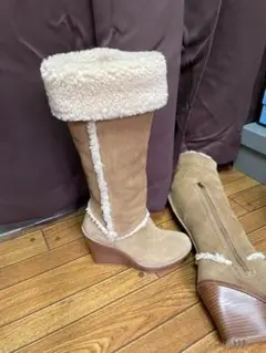 UGG