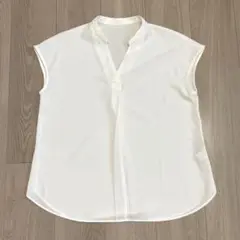 GU ドレープスキッパーシャツ ブラウス Vネック白 S