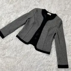 【c4213】✨美品✨MLLE オンワード樫山　ノーカラージャケット　グレー