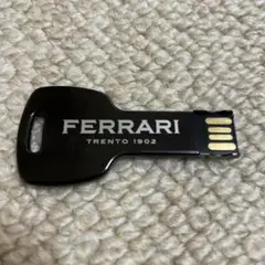 FERRARI 非売品　USB