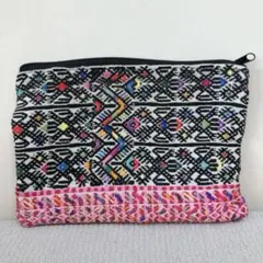 【新品】ポーチ　エスニック柄　幾何学模様ポーチ　バック