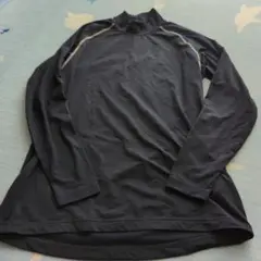 黒 長袖 ハイネック アンダーシャツ　冬用
