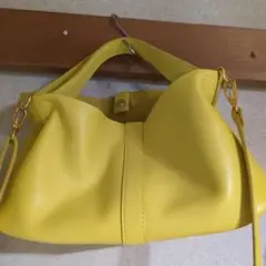 イエロー ハンドバッグ 内ポケット付き