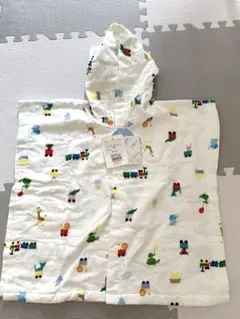 【新品未使用】アッコトト　前あきポンチョ　90センチ